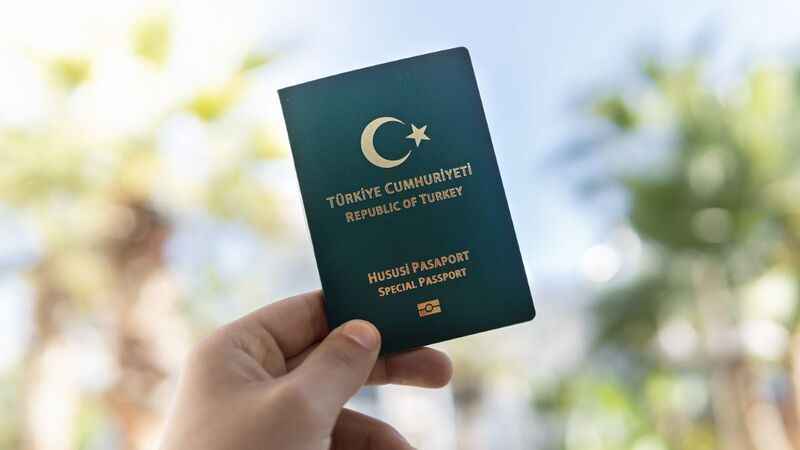Gazeteciler için yeşil pasaport kanun teklifi Meclis'te